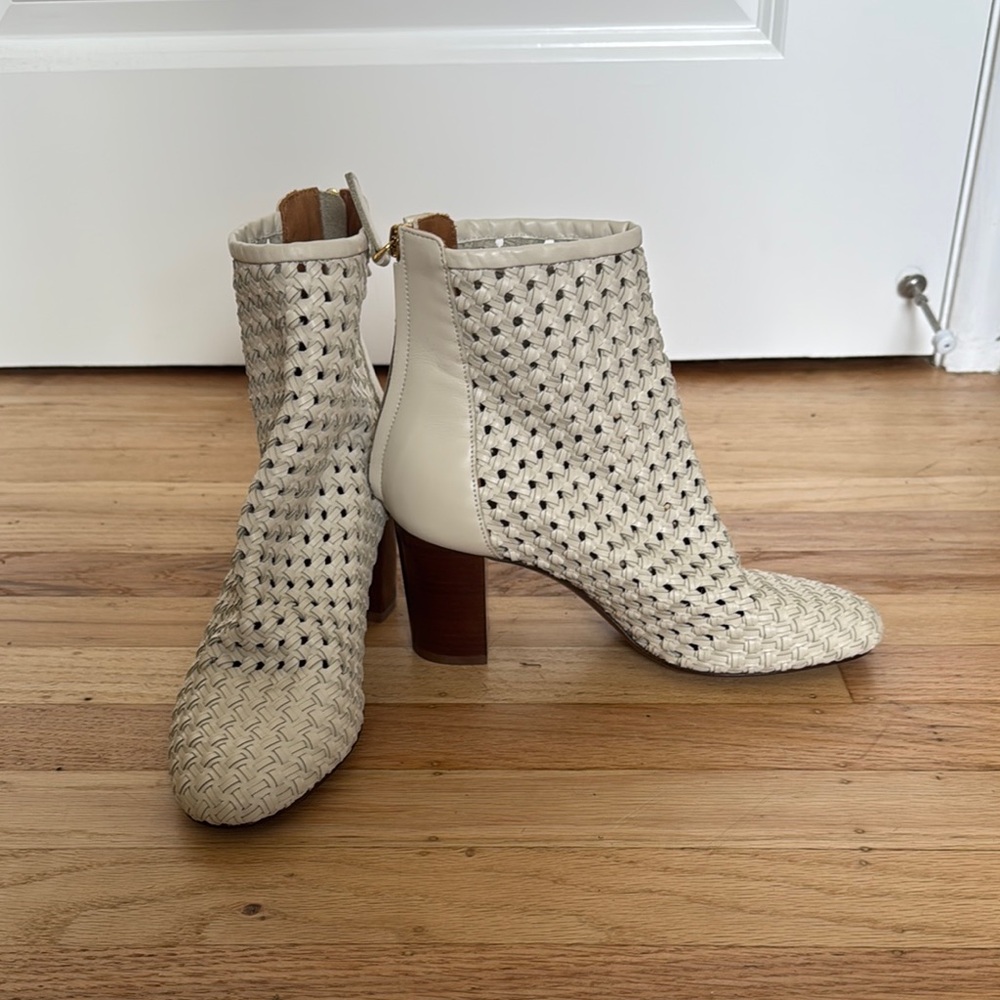 Never worn Sézane Cream Woven Ankle Boots